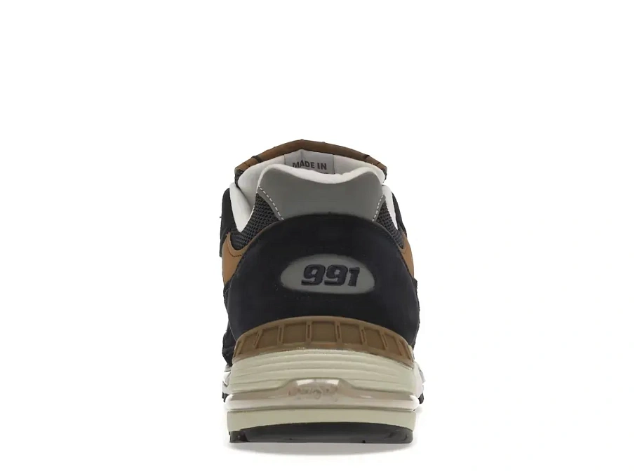 Фото № 4 с приближением к товару «‎New Balance 991»