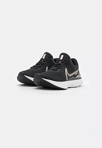 Фото № 2 с приближением к товару «‎REACT INFINITY RUN FK 3»