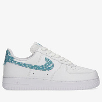 Фото № 1 с приближением к товару «‎Nike Air Force 1 07 Essential»