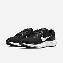 Фото № 3 с приближением к товару «‎Nike Wmns Air Zoom Vomero 16 'Black White'»