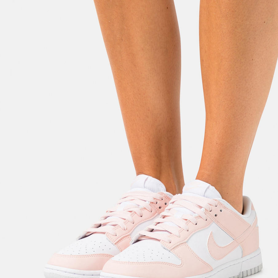 Фото № 3 с приближением к товару «‎Nike Dunk Next Nature »