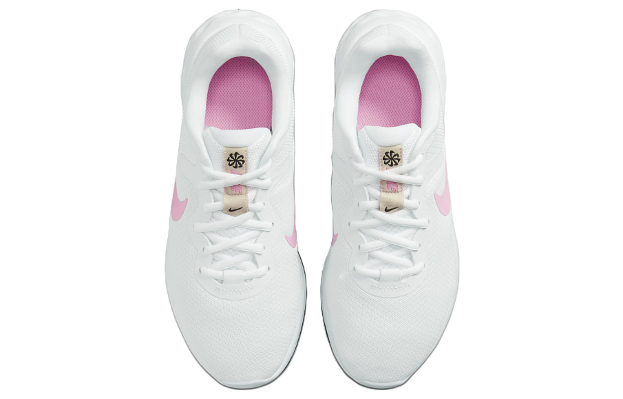 Фото № 4 с приближением к товару «‎ Nike REVOLUTION 6 Running shoes»