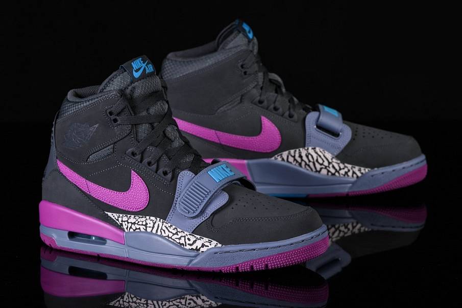 Фото № 2 с приближением к товару «‎Nike Air Jordan Legacy 312 Bold Berry »