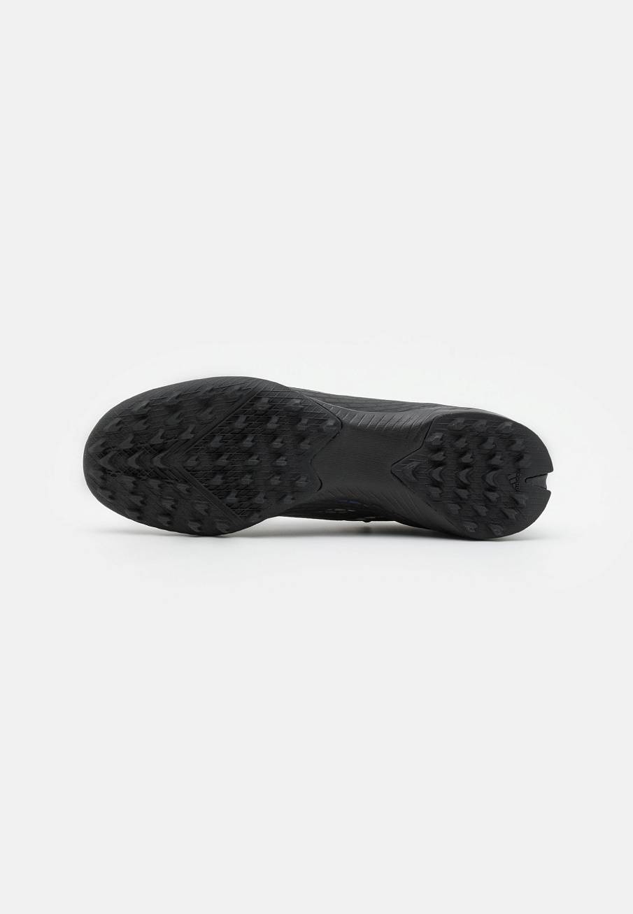 Фото № 4 с приближением к товару «‎Adidas X TF »