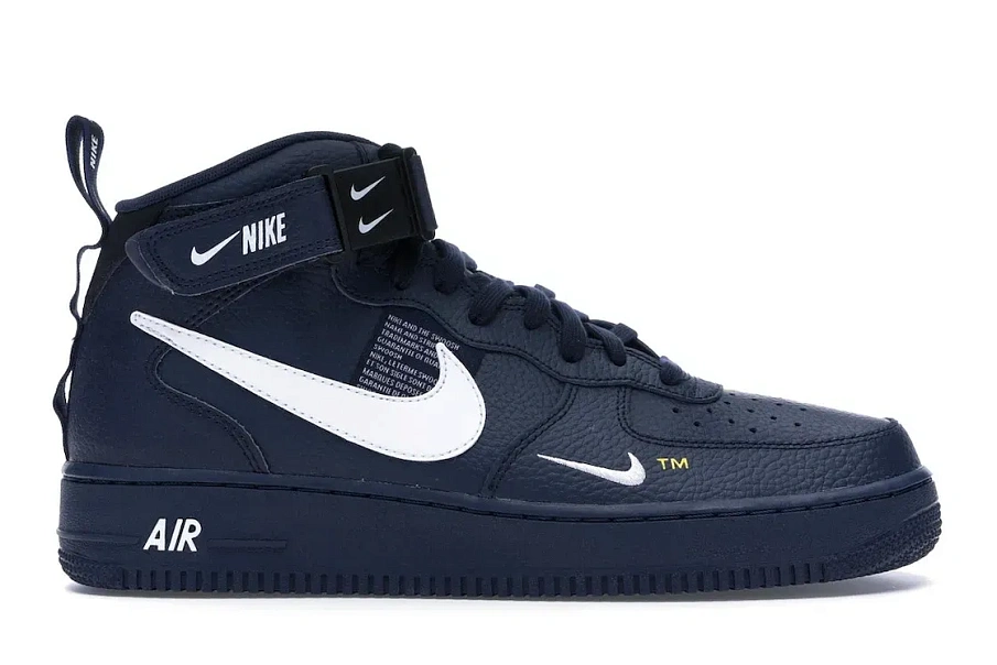 Фото № 1 с приближением к товару «‎Nike Air Force 1 Mid Utility Obsidian»