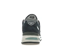 Фото № 4 с приближением к товару «‎New Balance 991v2»