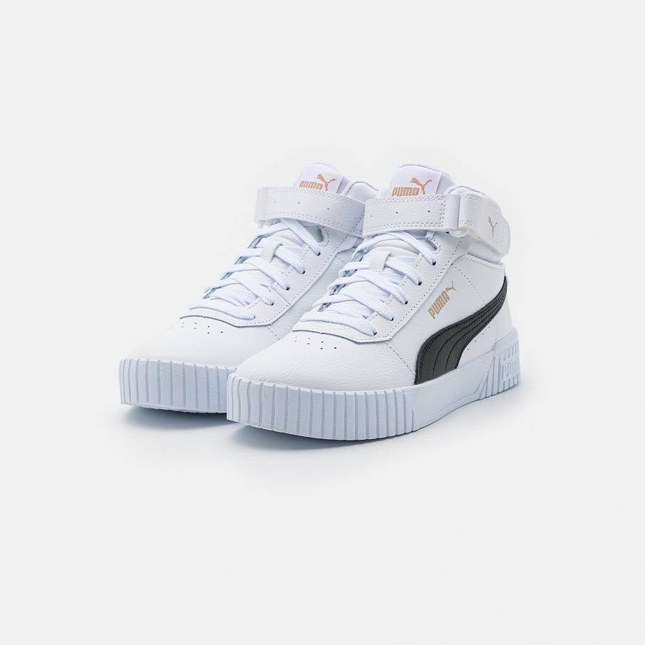 Фото № 3 с приближением к товару «‎Puma Carina 2.0 »