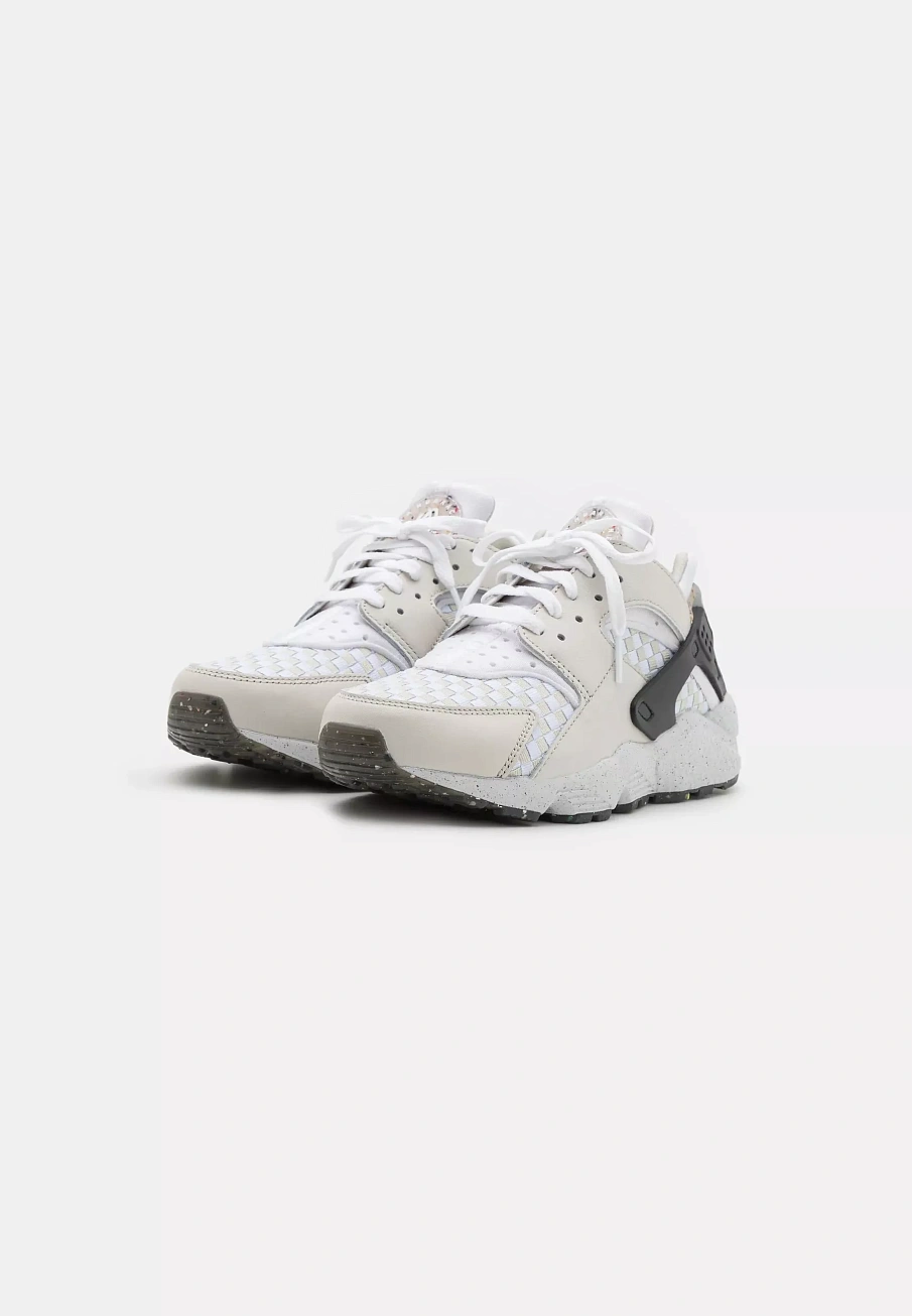 Фото № 2 с приближением к товару «‎AIR HUARACHE CRATER PRM UNISEX»