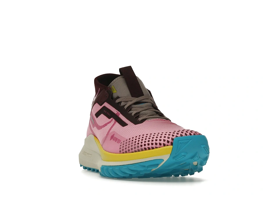 Фото № 4 с приближением к товару «‎Nike Pegasus Trail 4 Gore-Tex Night Maroon Coconut Milk Active Fuchsia »