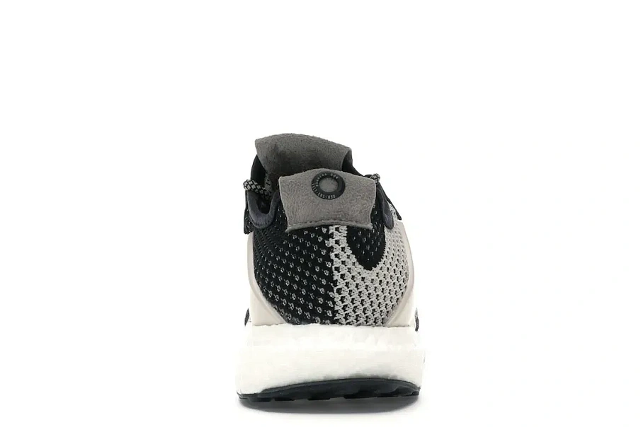 Фото № 4 с приближением к товару «‎adidas ADO Ultra Boost Day One Clear Brown»