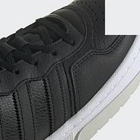 Фото № 5 с приближением к товару «‎Adidas Courtic »