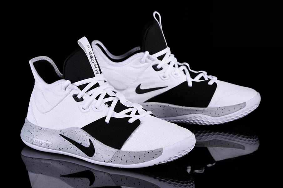 Фото № 3 с приближением к товару «‎Nike PG 3 Moon»