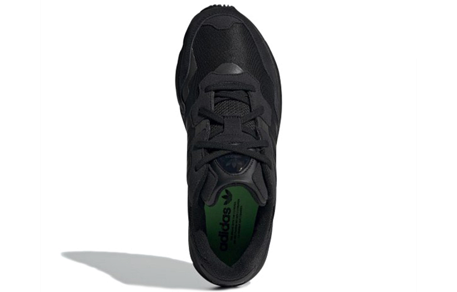 Фото № 4 с приближением к товару «‎Adidas Originals Yung-96 Daddy Shoes Black»
