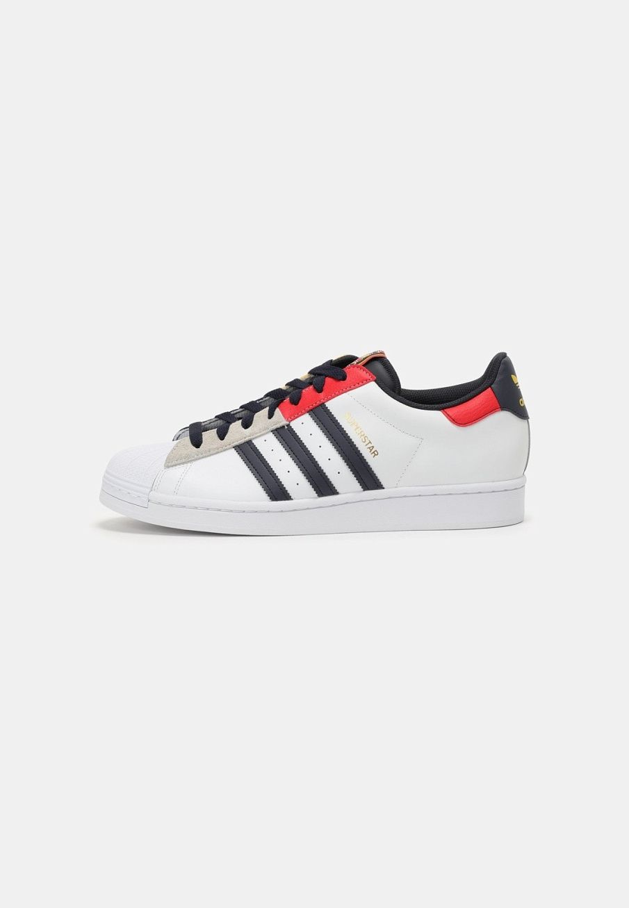 Фото № 1 с приближением к товару «‎Adidas Superstar »