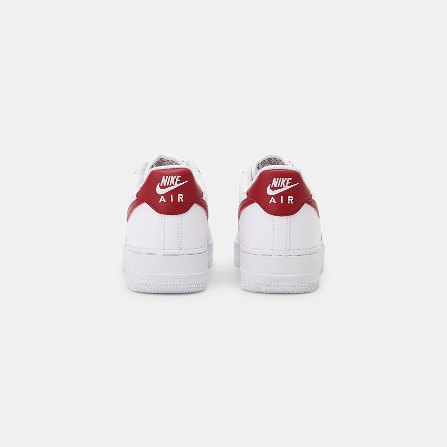 Фото № 3 с приближением к товару «‎Nike Air Force 1 »