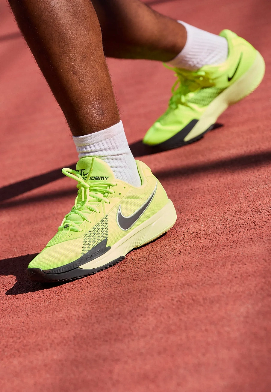 Фото № 2 с приближением к товару «‎G T CUT ACADEMY»