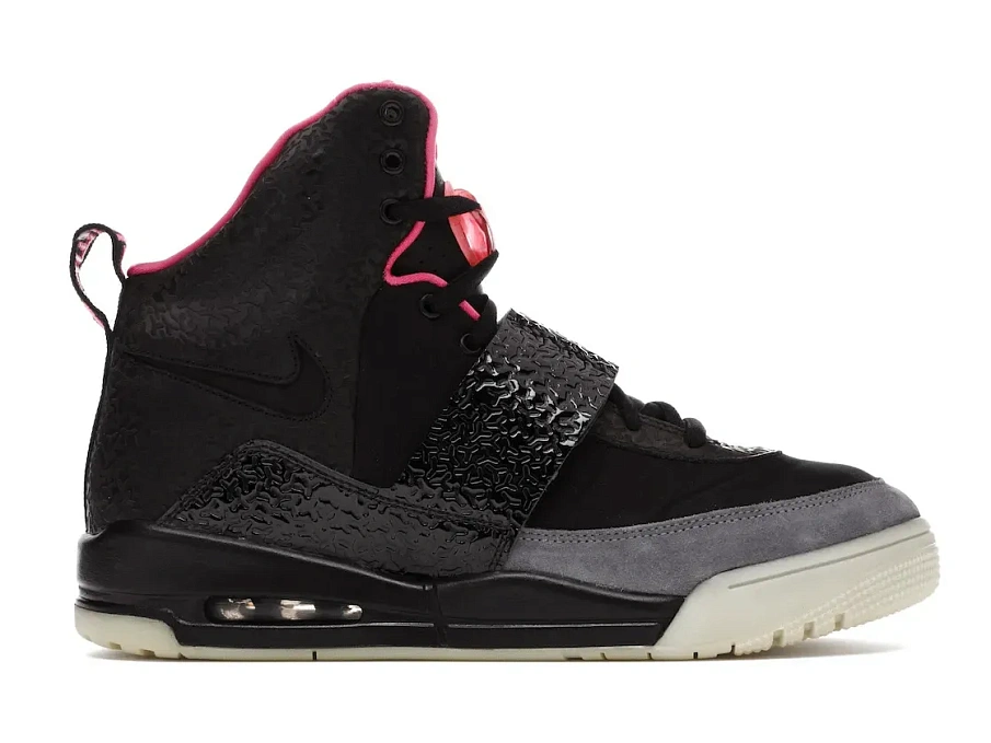 Фото № 1 с приближением к товару «‎Nike Air Yeezy 1 Blink»