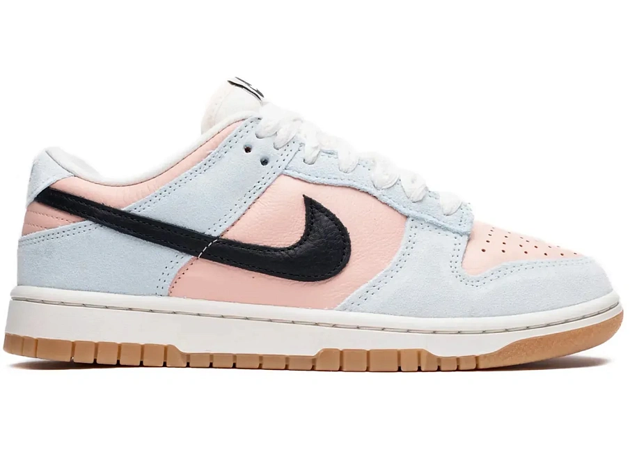 Фото № 1 с приближением к товару «‎Nike Dunk Low»