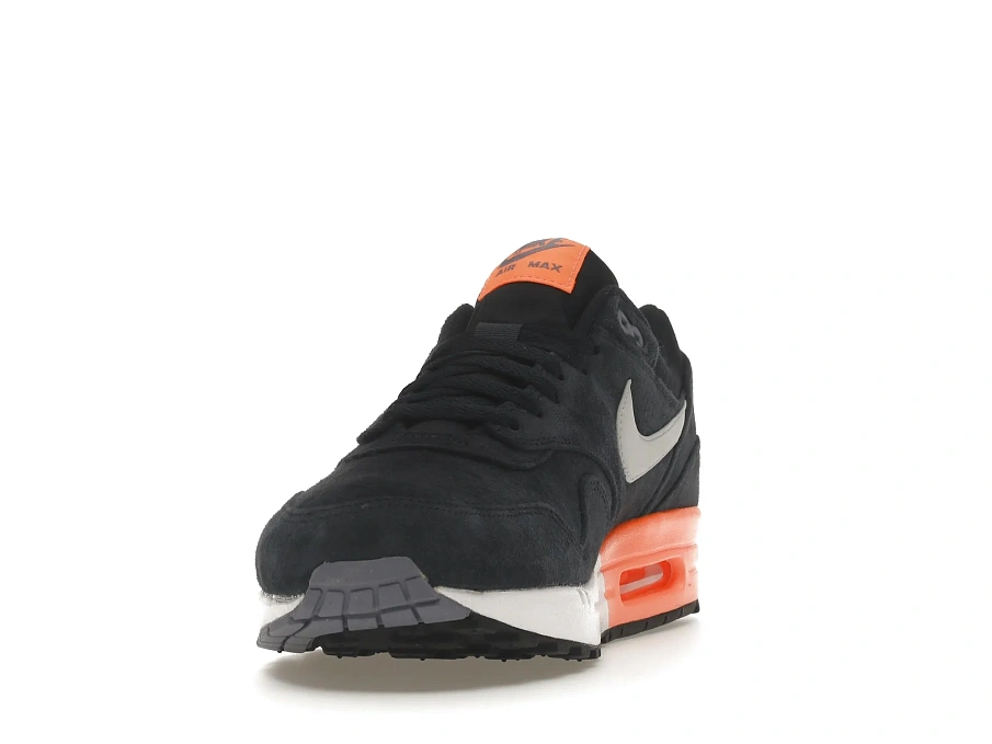Фото № 2 с приближением к товару «‎Nike Air Max 1 Dark Obsidian Atomic Orange»