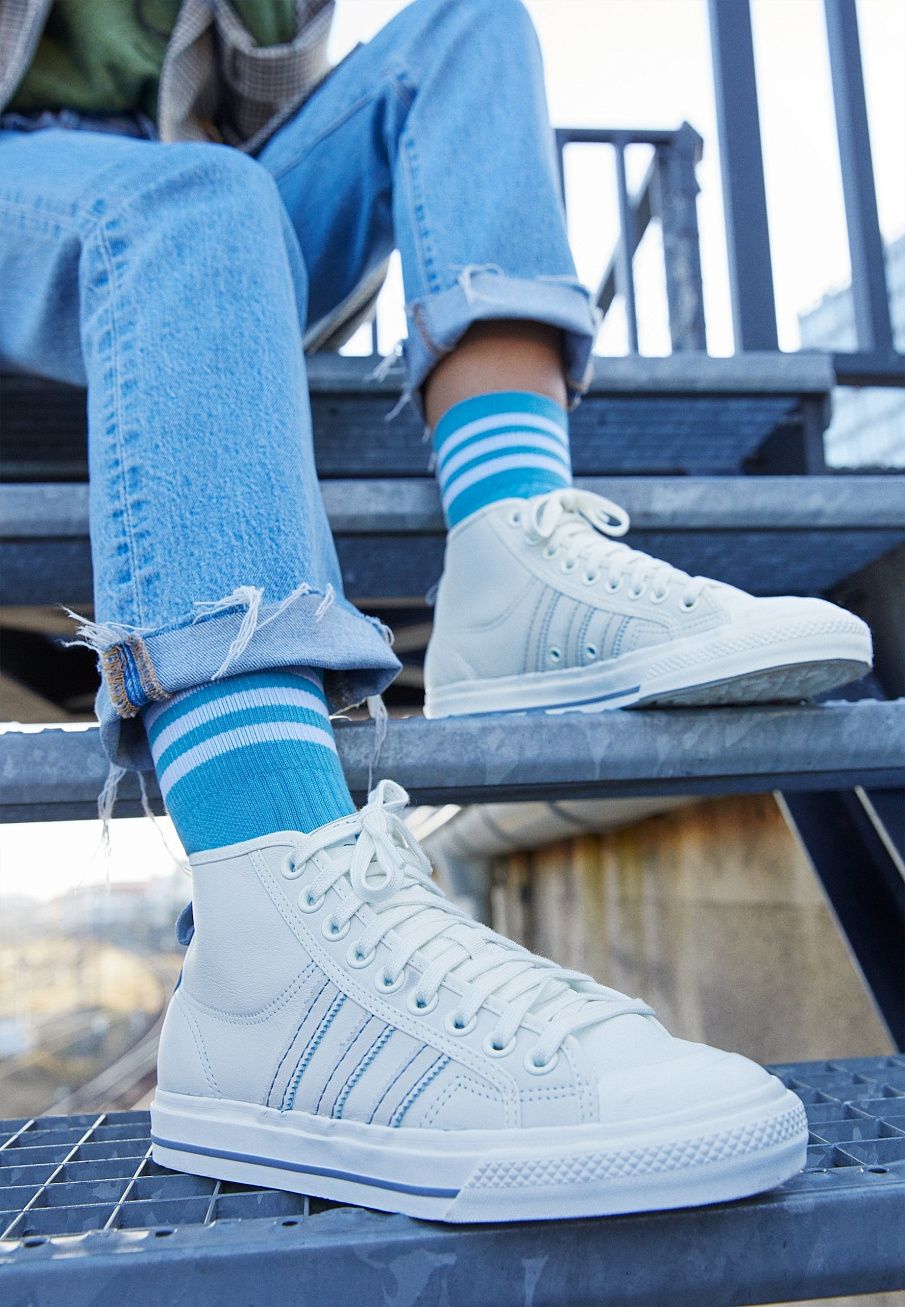 Фото № 3 с приближением к товару «‎Adidas Nizza »