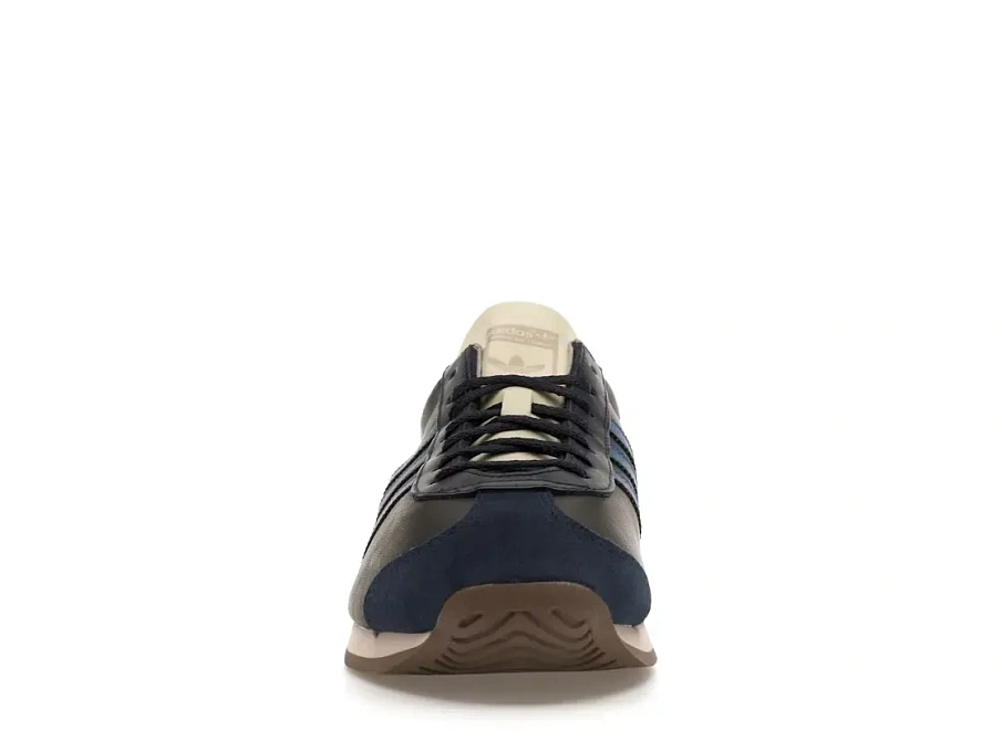 Фото № 2 с приближением к товару «‎adidas Country OG»