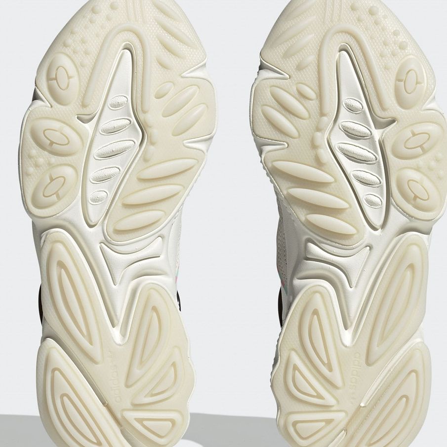 Фото № 5 с приближением к товару «‎Adidas Ozweego »