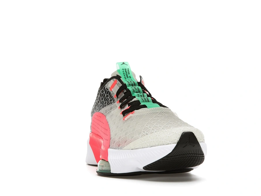 Фото № 2 с приближением к товару «‎Jordan Air Zoom Renegade White Infrared 23 Black»