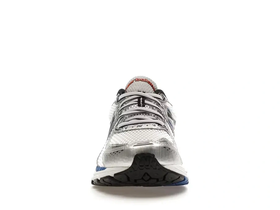 Фото № 2 с приближением к товару «‎New Balance 860v2»