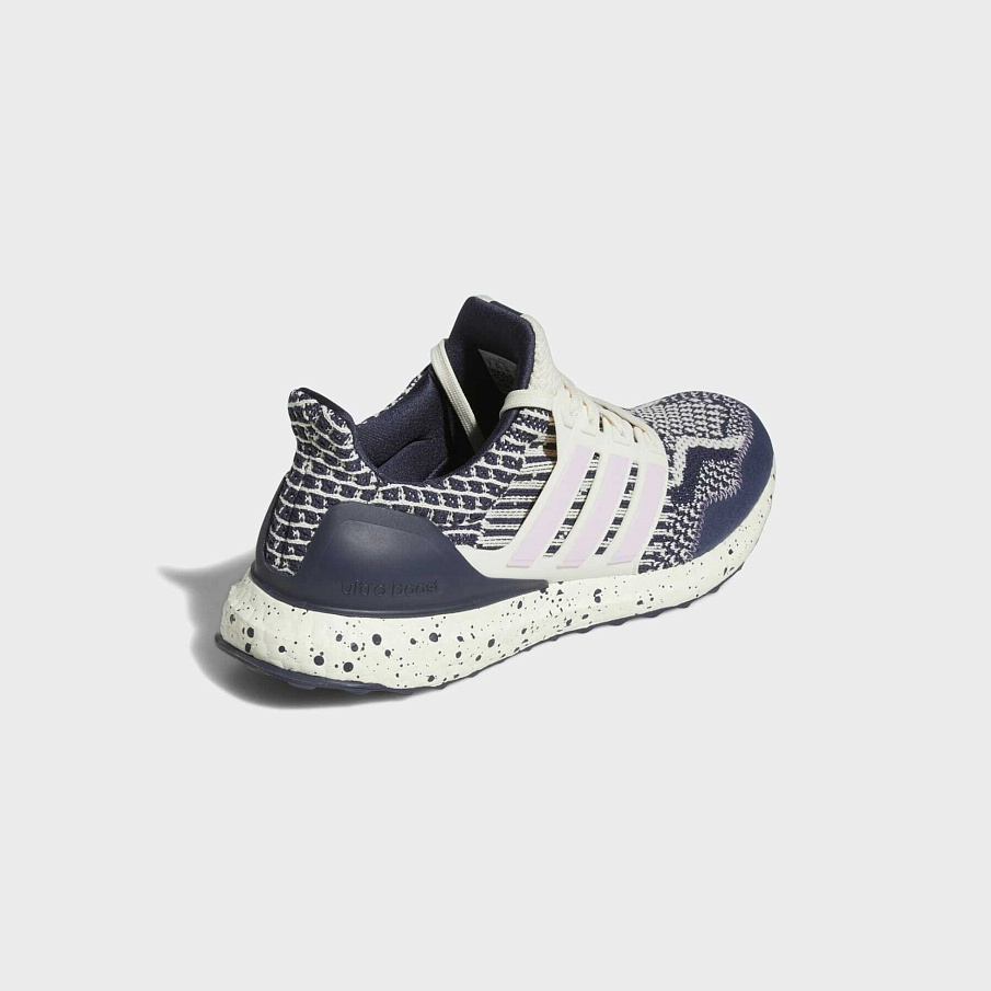 Фото № 3 с приближением к товару «‎Adidas Ultraboost Dna »