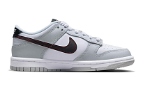 Фото № 2 с приближением к товару «‎Nike GS Dunk Low SE Lottery Skate shoes Grey Fog Light Crimson»