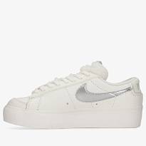 Фото № 2 с приближением к товару «‎Nike Wmns Blazer Low Platform Sneakers WhiteSilver»