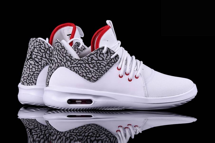 Фото № 3 с приближением к товару «‎Nike Air Jordan First Class Katrina »