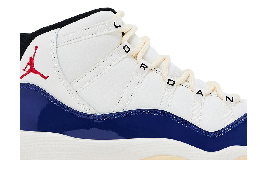 Фото № 3 с приближением к товару «‎Air Jordan 11 GS Rare Air»