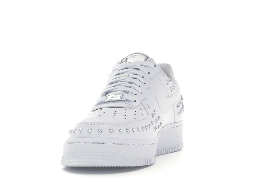 Фото № 4 с приближением к товару «‎Nike Air Force 1 Low 07 XX White Studded »