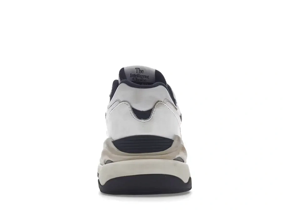 Фото № 4 с приближением к товару «‎New Balance 57/40»