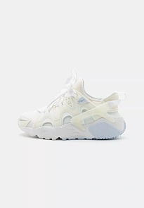 Фото № 1 с приближением к товару «‎AIR HUARACHE»