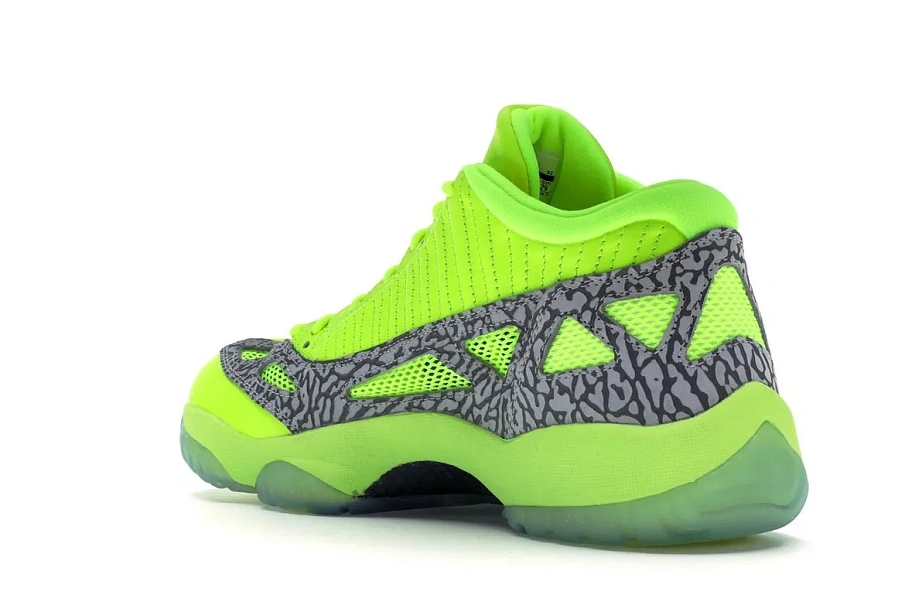 Фото № 6 с приближением к товару «‎Jordan 11 Retro Low IE Volt»