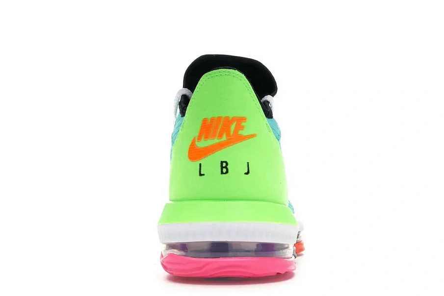 Фото № 4 с приближением к товару «‎Nike LeBron 16 Low Air Max Trainer 2»
