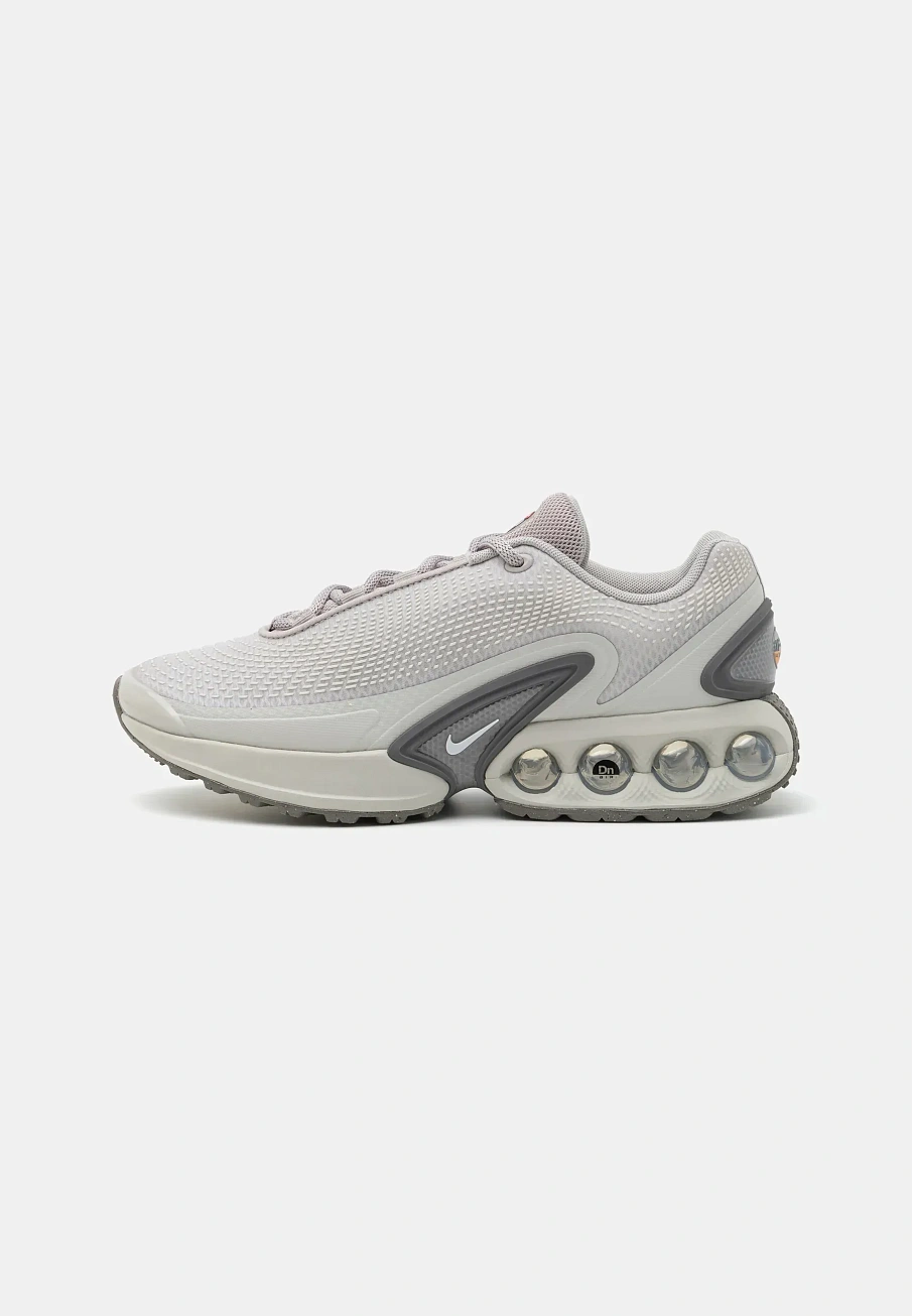 Фото № 2 с приближением к товару «‎AIR MAX DN»