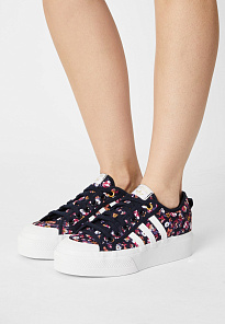 Фото № 2 с приближением к товару «‎Adidas Nizza Platform »