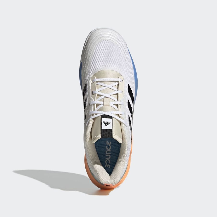 Фото № 3 с приближением к товару «‎Adidas Novaflight»