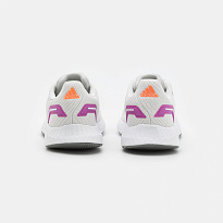 Фото № 3 с приближением к товару «‎Adidas 2.0»