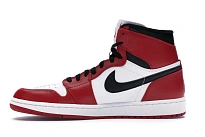 Фото № 3 с приближением к товару «‎Jordan 1 Retro Chicago (2013)»