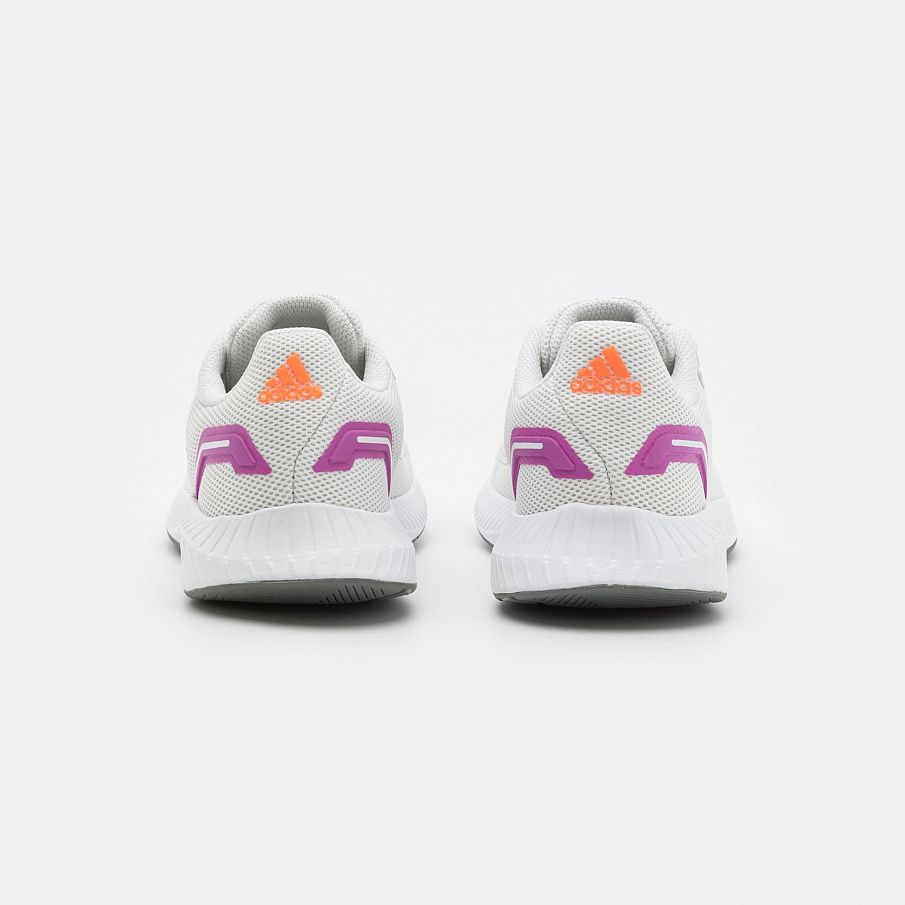 Фото № 3 с приближением к товару «‎Adidas 2.0»