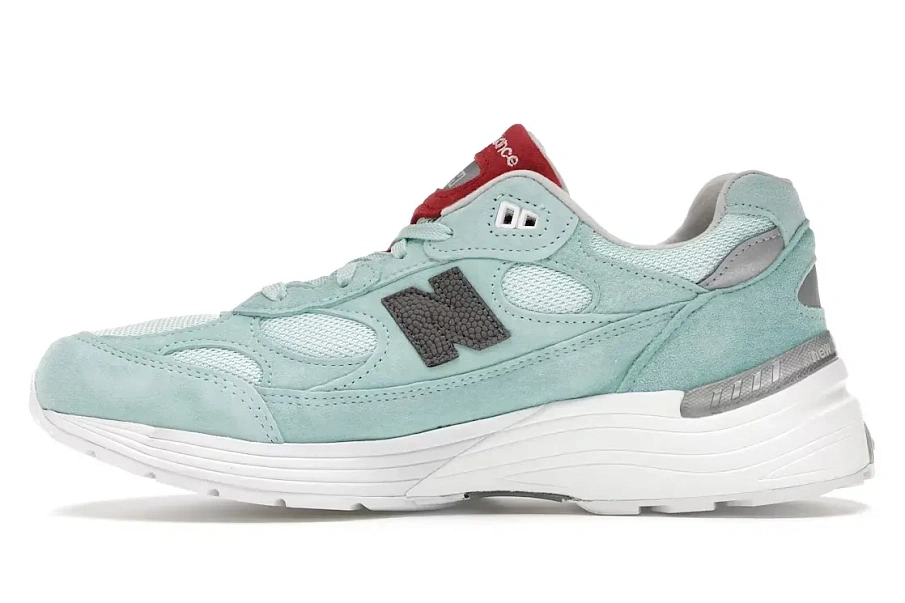 Фото № 3 с приближением к товару «‎New Balance 992»
