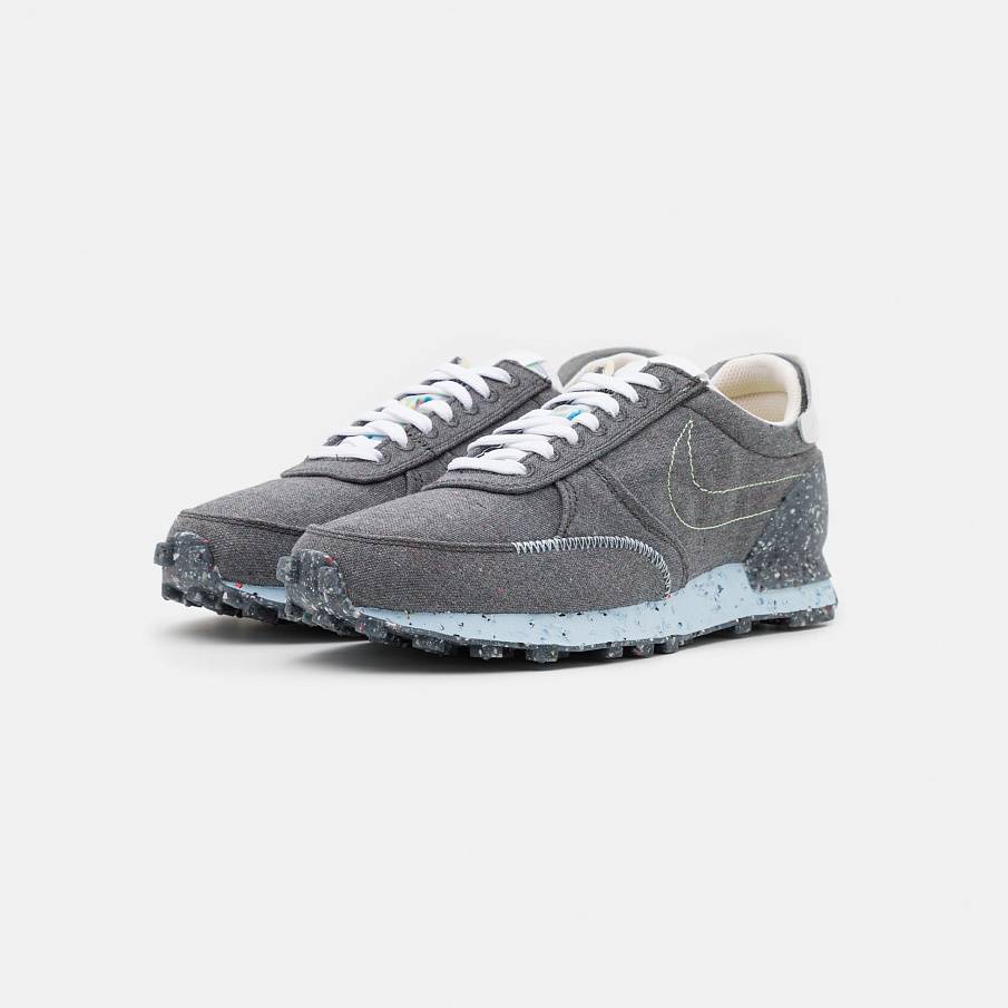 Фото № 2 с приближением к товару «‎Nike Dbreak Type SE »