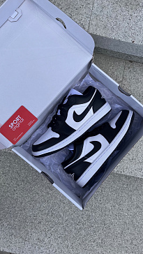 Фото № 1 с приближением к товару «‎Air Jordan 1 Low "Panda"»