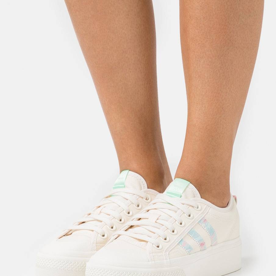 Фото № 4 с приближением к товару «‎Adidas Nizza Platform »