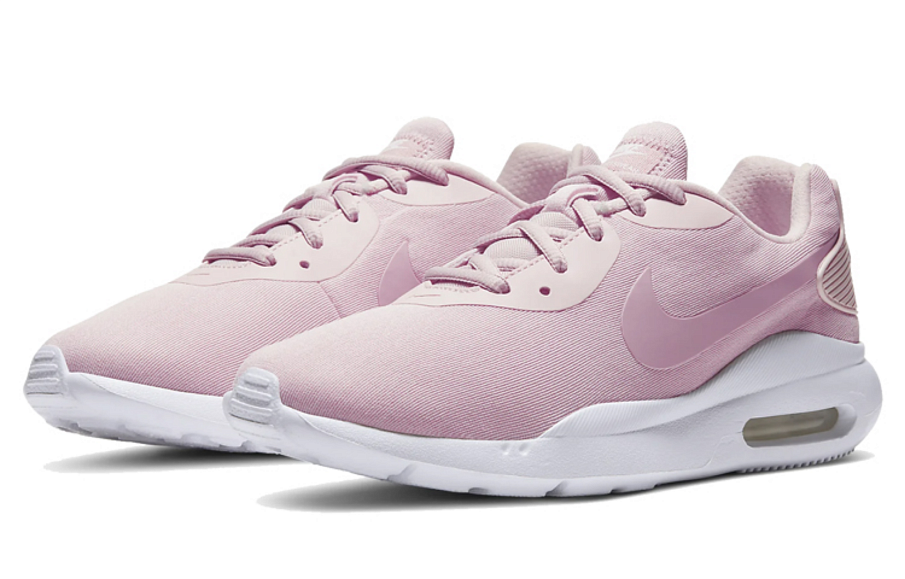 Фото № 3 с приближением к товару «‎Nike Air Max Oketo WNTR Women»