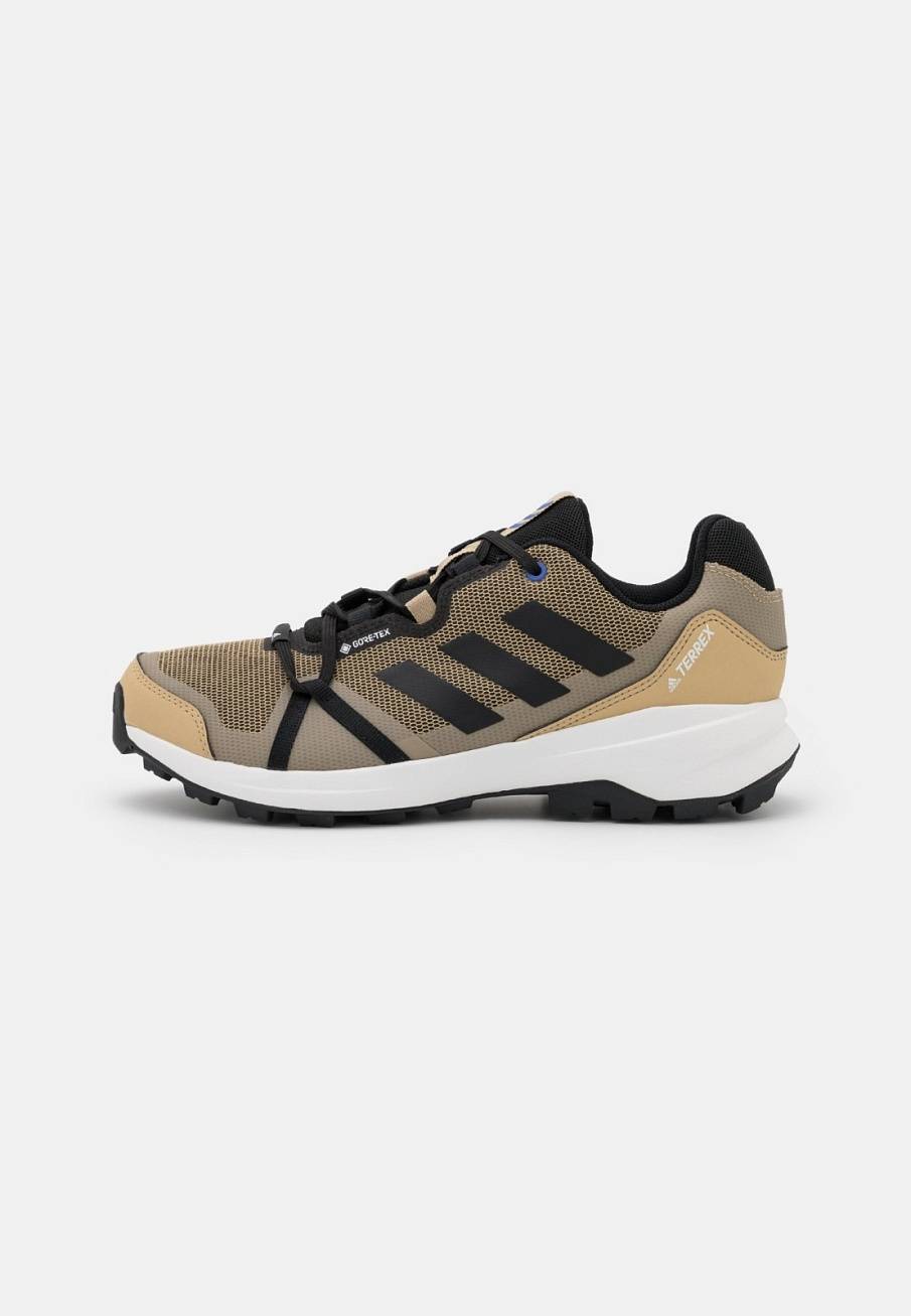 Фото № 1 с приближением к товару «‎Кроссовки Adidas SPAD542A41G-B11»